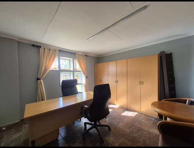 M² FACTORY FOR SALE IN SASOLBURG INDUSTRIAL ZONE 2